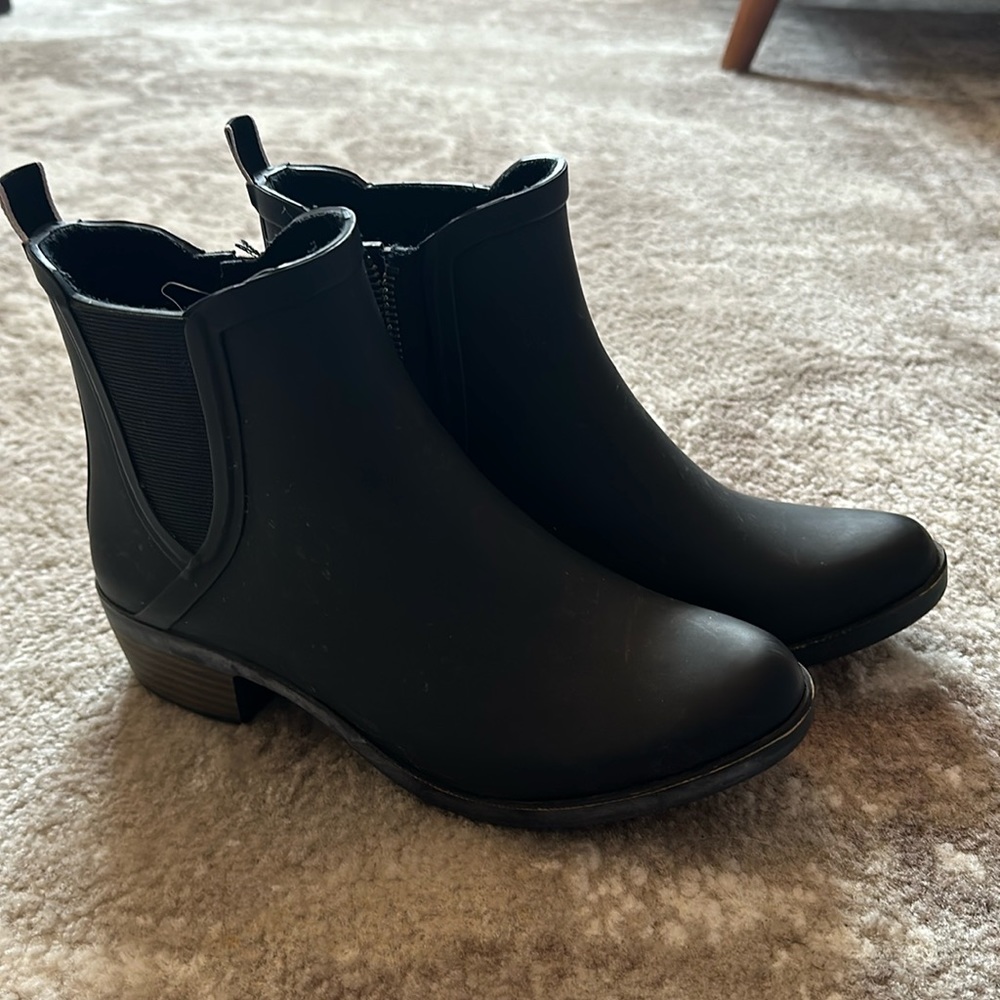 Lucky brand rain boots